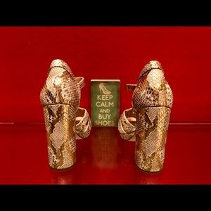 * Authentic MICHAEL Michael Kors “Annaliese”